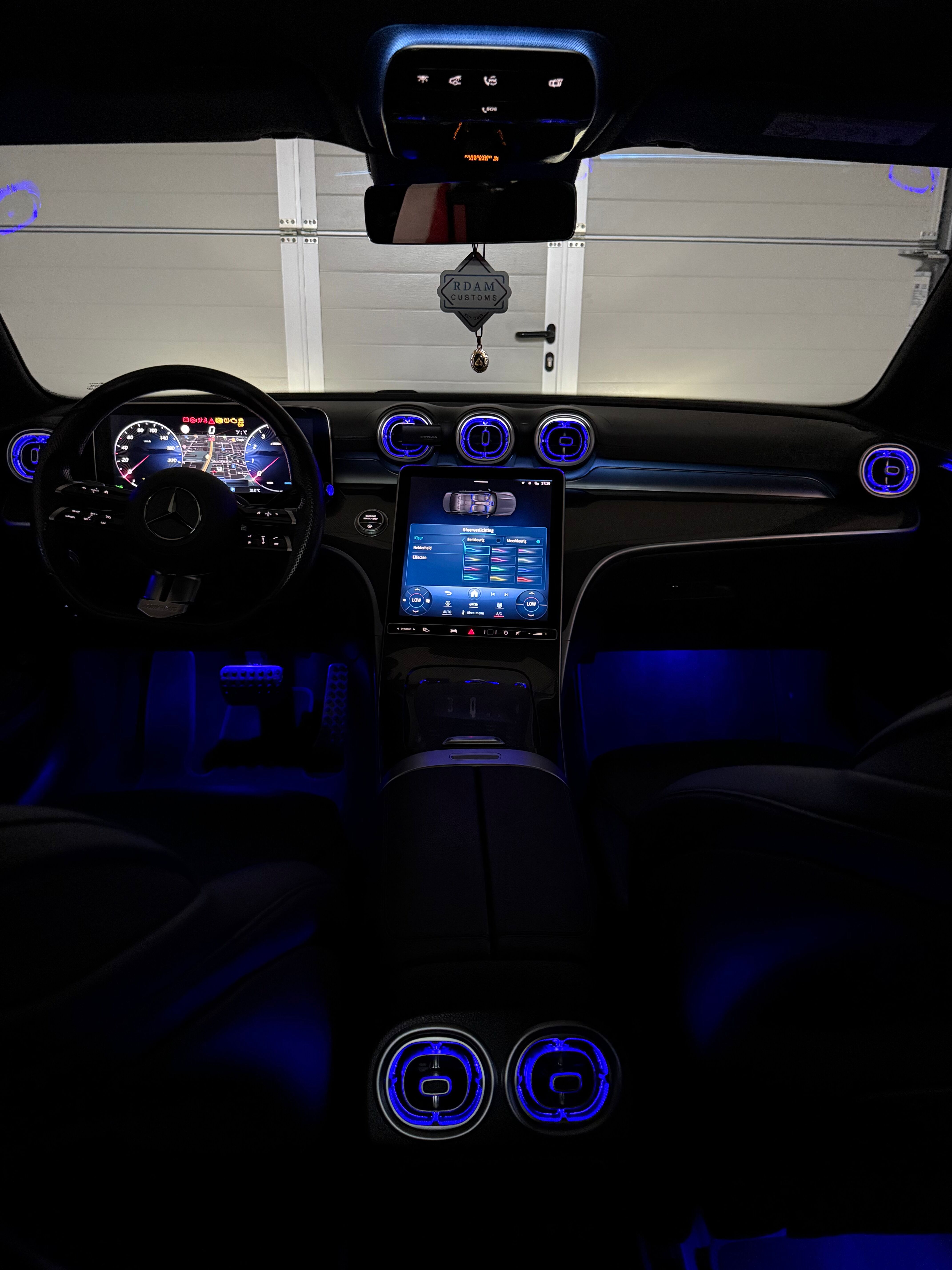 Car styling showcase van Rdam Customs in Rotterdam